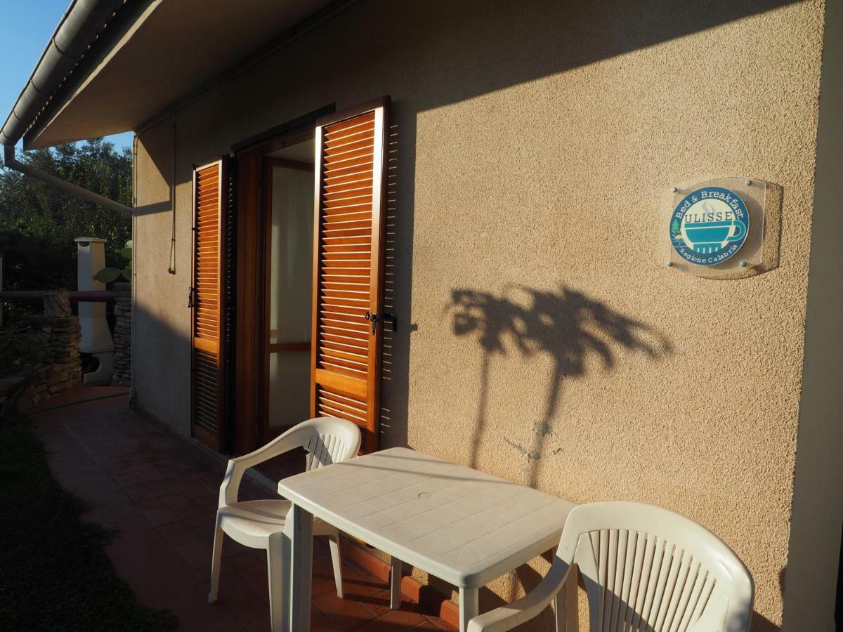 Casa Vacanze Ulisse Roccella Ionica Exterior foto